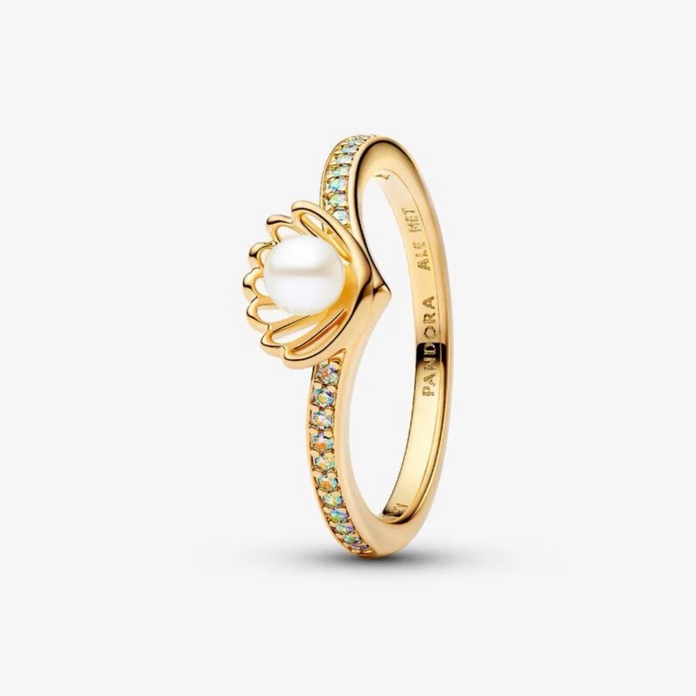 Authentic Disney Princess Ariel Shell Treated Freshwater Cultured Pearl Ring